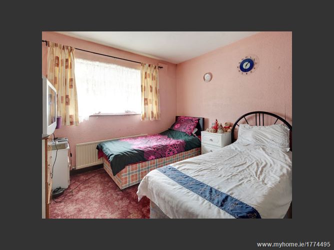9 Pinewoods, Clondalkin, Dublin 22