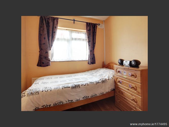 9 Pinewoods, Clondalkin, Dublin 22