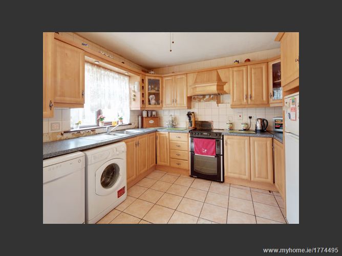 9 Pinewoods, Clondalkin, Dublin 22