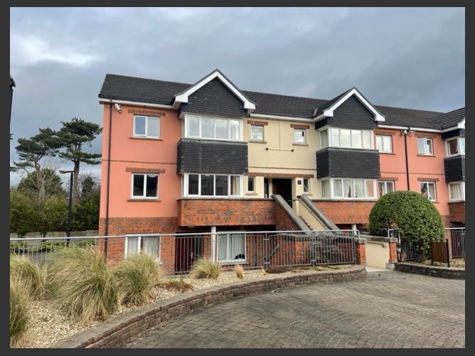X4 Kings Court Apartment, Manor West, Tralee, Kerry 