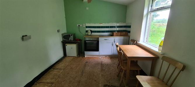Ivy Cottage, Edenan And Kinclare, Ballinagare, Castlerea, Roscommon