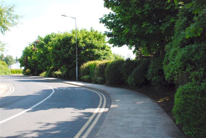Nally Street, Ballina, Mayo