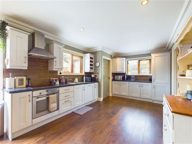 18 Caislean Cuirt, Cabra, Thurles, Co. Tipperary