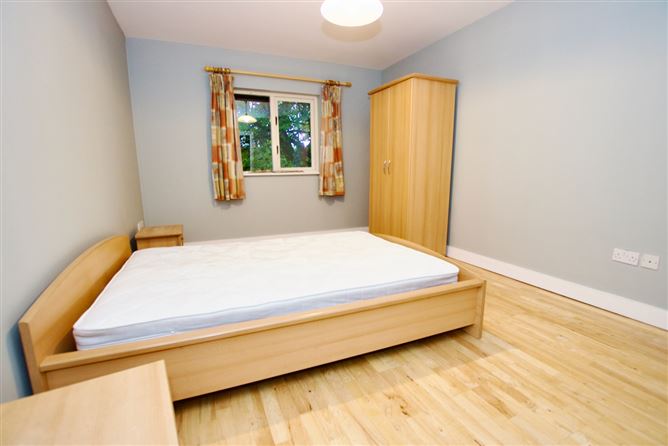 8 The Granary, rivercourt, Ballymahon, Longford