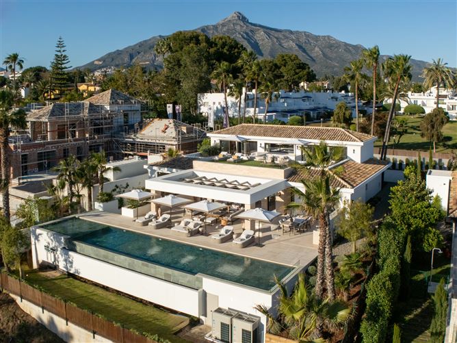 Spain, Marbella, Nueva Andalucia - COSTA-01046P