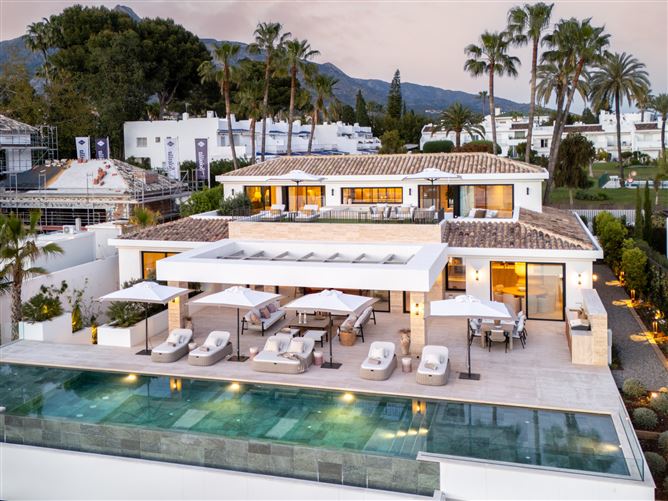 Spain, Marbella, Nueva Andalucia - COSTA-01046P
