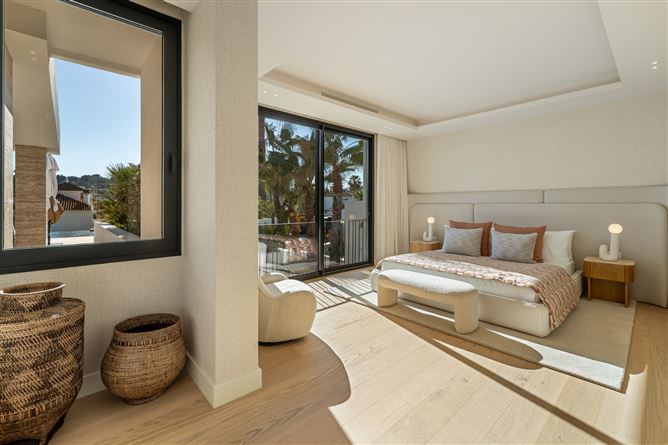 Spain, Marbella, Nueva Andalucia - COSTA-01046P