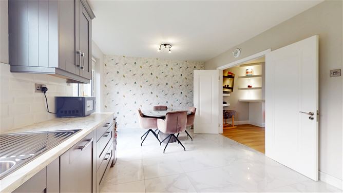 4 Broadfield Close, Broadfield Manor, Rathcoole, Dublin