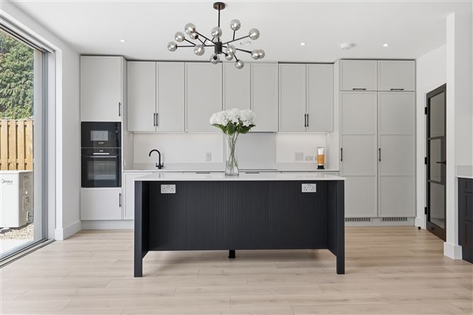 Photo 14 of 32 — 9 Black Cap Grove, Auburn Woods, Malahide, County Dublin