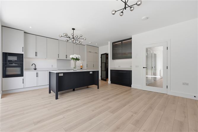 Photo 15 of 32 — 9 Black Cap Grove, Auburn Woods, Malahide, County Dublin