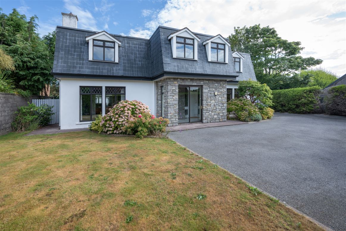 Cnoc an Aighre, Model Farm Road, Carrigrohane, Co. Cork