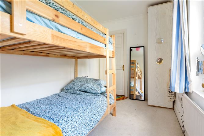 Apartment 2, 97 Seapoint Avenue, Monkstown, Co. Dublin