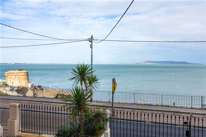 Apartment 2, 97 Seapoint Avenue, Monkstown, Co. Dublin