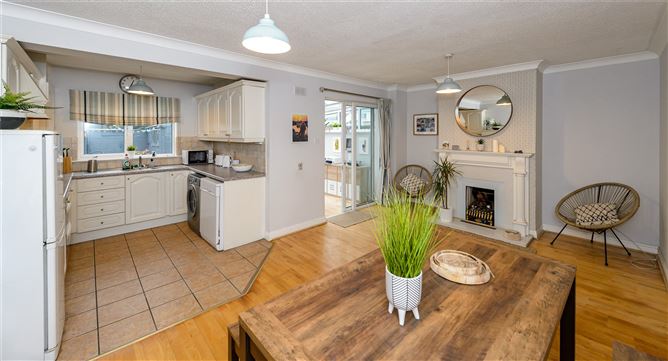 6 Ceol Na Mara, Lower Main Street, Rush, Co. Dublin
