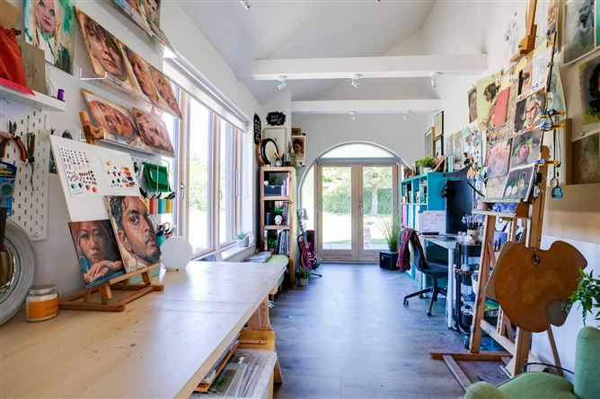 118 Shrewsbury Lawn, Cabinteely, Dublin 18, County Dublin