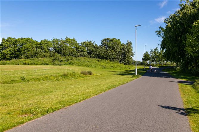 118 Shrewsbury Lawn, Cabinteely, Dublin 18, County Dublin