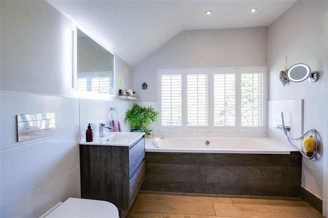 118 Shrewsbury Lawn, Cabinteely, Dublin 18, County Dublin