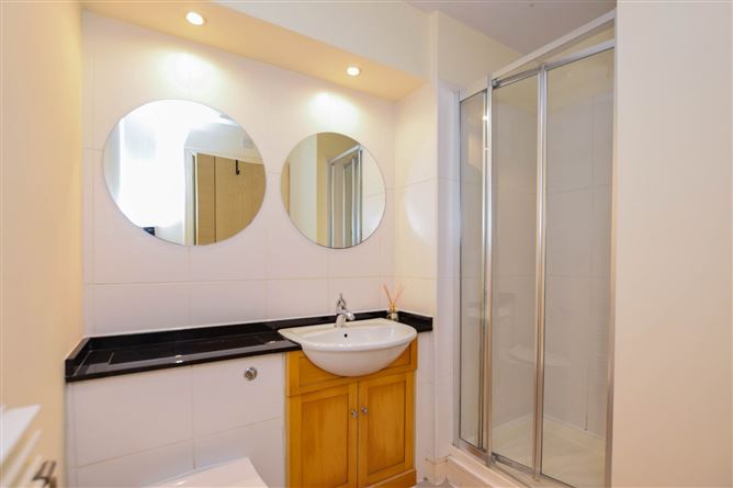 1 Carleton House, Brennanstown, Cabinteely, Dublin 18