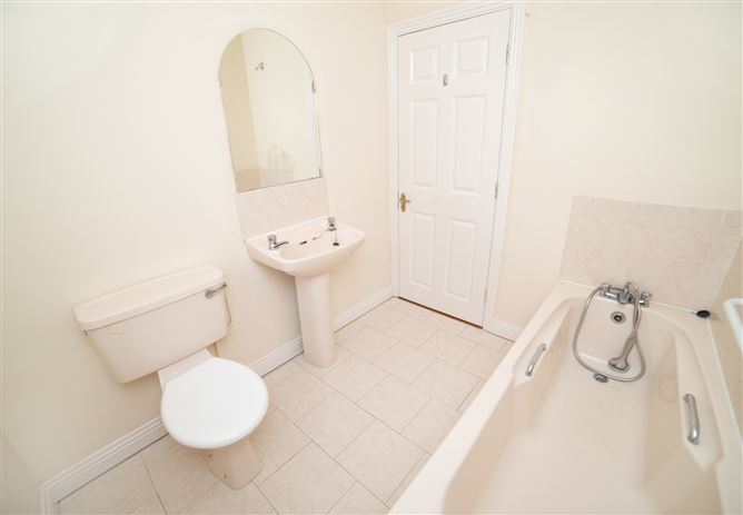 3 Castlepark Avenue, Mallow, Co.Cork