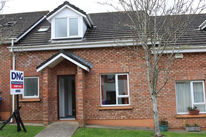 32 The Courtyard, Redmond Cove, Wexford Town