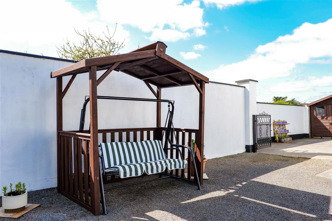 Residence At Mount Pleasant, Loughrea, Co. Galway Residence At Mount Pleasant, Loughrea, Co. Galway