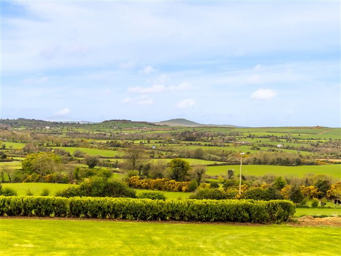 https://photos-a.propertyimages.ie/media/5/9/5/4925595/d45902b7-00b0-4c55-92fd-e3bd120646f5_l.jpg