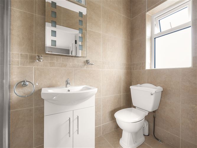 https://photos-a.propertyimages.ie/media/5/9/5/4925595/d45902b7-00b0-4c55-92fd-e3bd120646f5_l.jpg