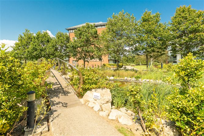 Apartment 40, Weavers Hall, Levmoss Park, Leopardstown, Dublin 18