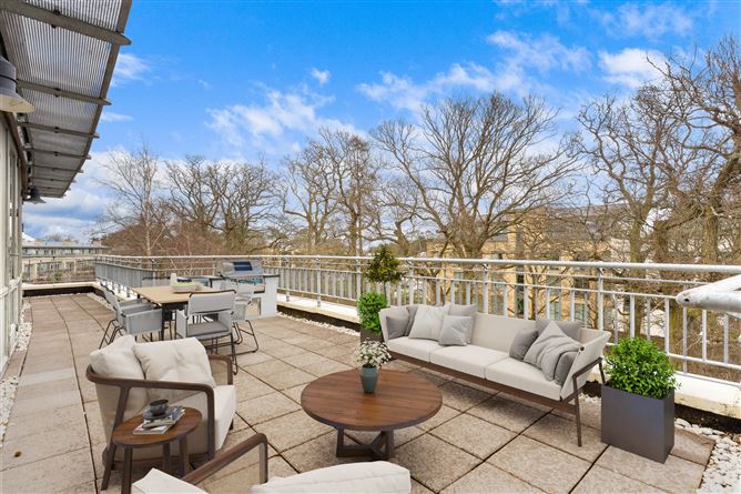 18 Beckett Hall, Carrickmines Wood, Dublin 18