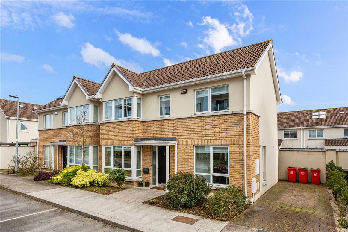 3 Diswellstown Place, Hamilton Park, Dublin 15
