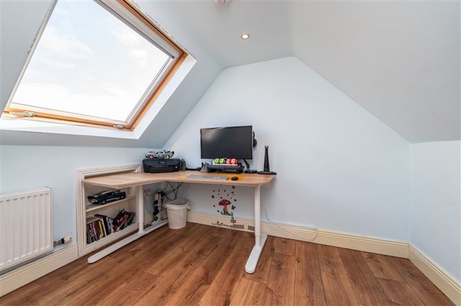 https://photos-a.propertyimages.ie/media/5/9/5/5004595/d253dad5-2bd1-4ef5-8384-95f870870fe2_l.jpg