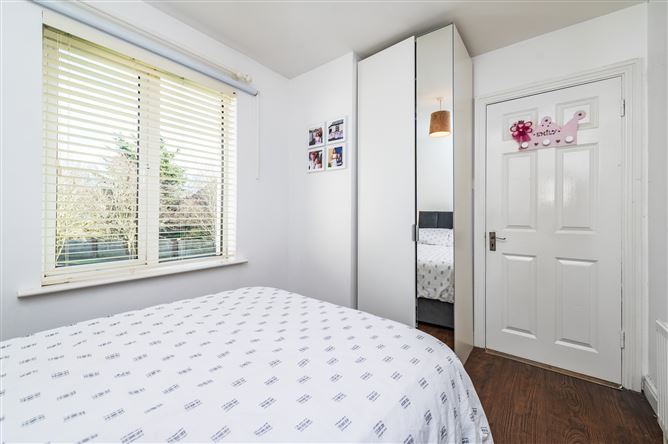 https://photos-a.propertyimages.ie/media/5/9/5/5004595/d253dad5-2bd1-4ef5-8384-95f870870fe2_l.jpg