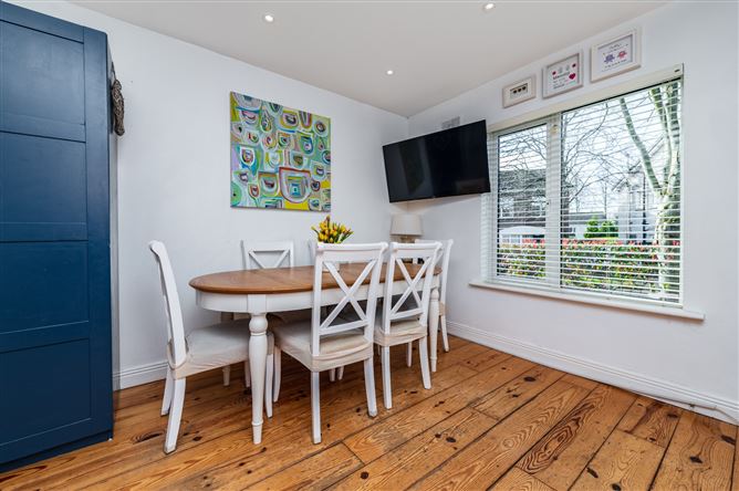 https://photos-a.propertyimages.ie/media/5/9/5/5004595/d253dad5-2bd1-4ef5-8384-95f870870fe2_l.jpg