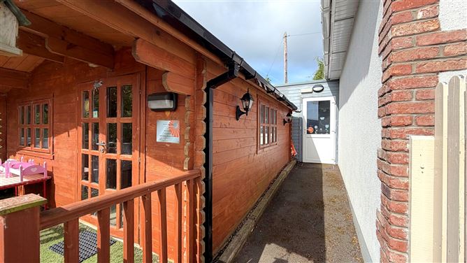 Photo 38 of 61 — 'Ash Grove', Baltyboys, Blessington, Wicklow