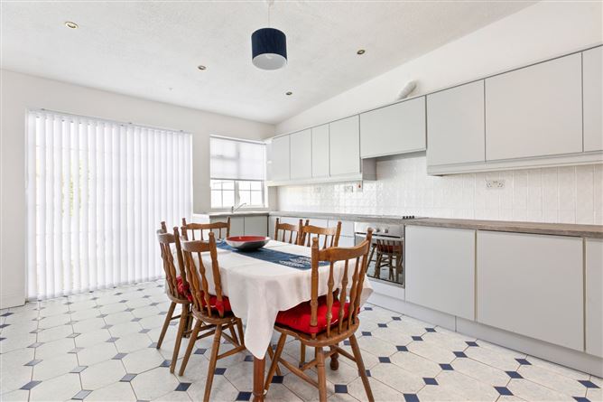 2 Errigal Gardens, Drimnagh, Dublin 12