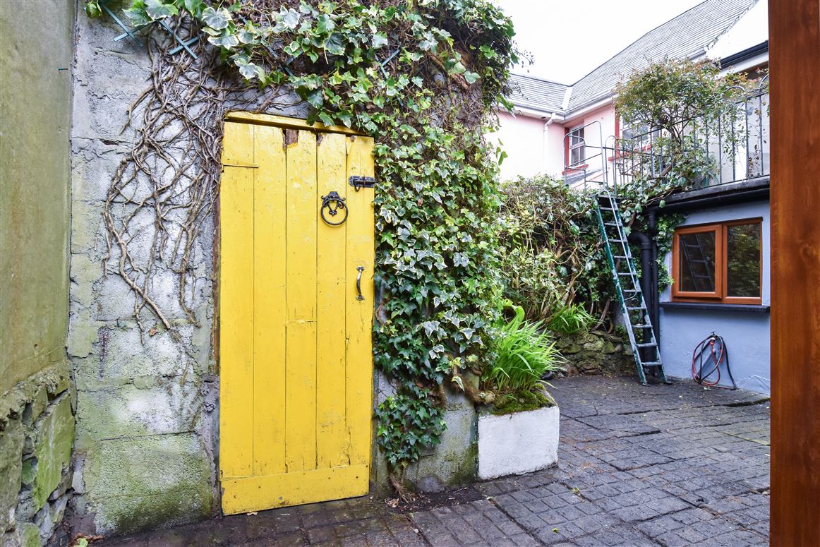 2 St. Helen’s Street, Galway 2 St. Helen’s Street, Galway