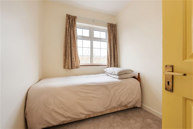 16 Willbrook Grove, Rathfarnham, Dublin 14