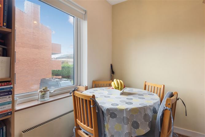 22 Brooklawn, Strandville Avenue East, Clontarf, Dublin 3