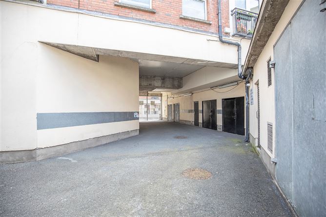 Earlsfield Court, 79 - 87 Francis Street, Christchurch, Dublin 8