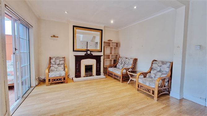 81 Drimnagh Road, Walkinstown, Dublin 12