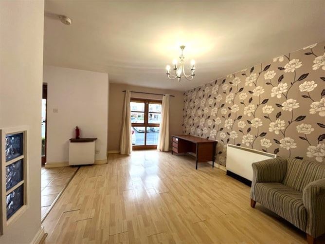 Marlfield Lawn, Kiltipper, Dublin 24