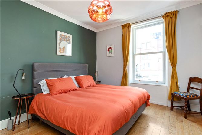 3 Pearse Square, Dublin 2