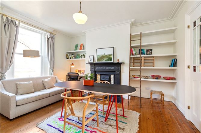 3 Pearse Square, Dublin 2