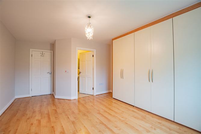 Photo 24 of 34 — 11 Chancery Park Drive, Tullamore, Offaly