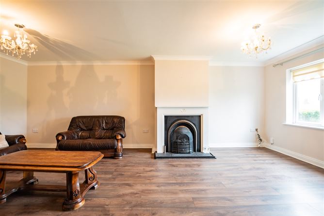 Photo 11 of 34 — 11 Chancery Park Drive, Tullamore, Offaly