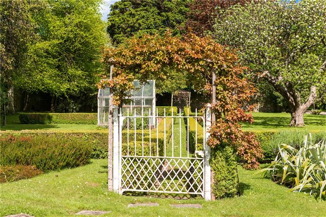 Maryvale, 38a Church Road, Killiney, Co. Dublin