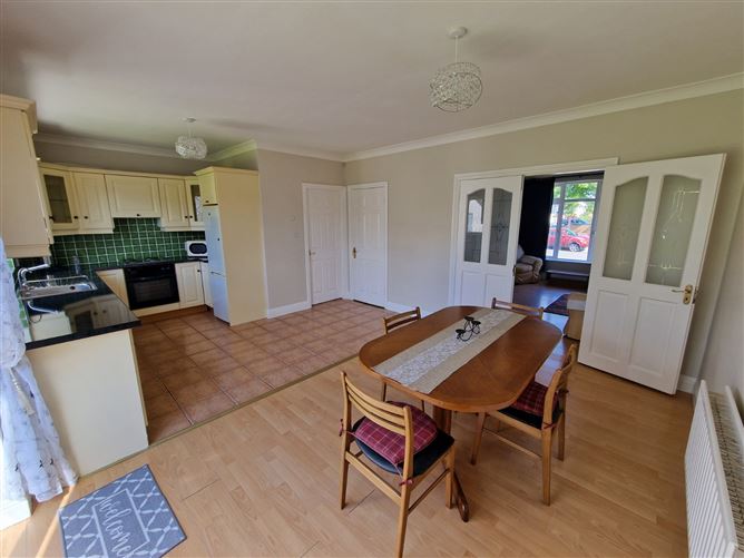12 Dromard, Lahinch Road, Ennis, Co. Clare