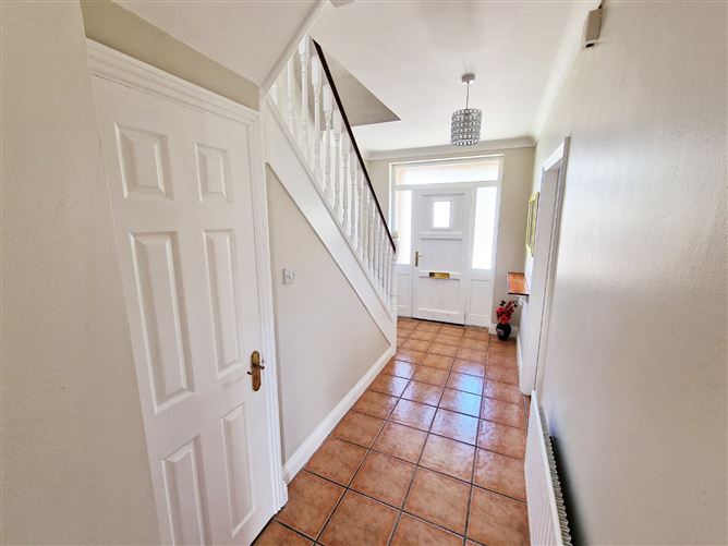 12 Dromard, Lahinch Road, Ennis, Co. Clare