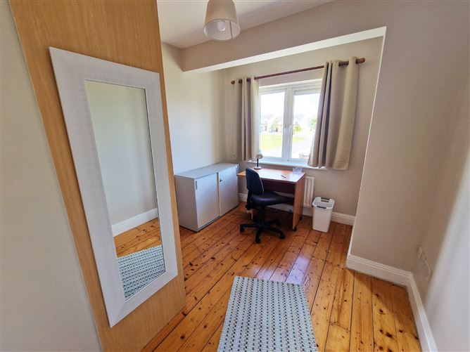 12 Dromard, Lahinch Road, Ennis, Co. Clare