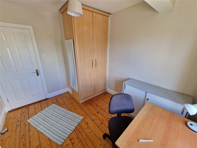 12 Dromard, Lahinch Road, Ennis, Co. Clare